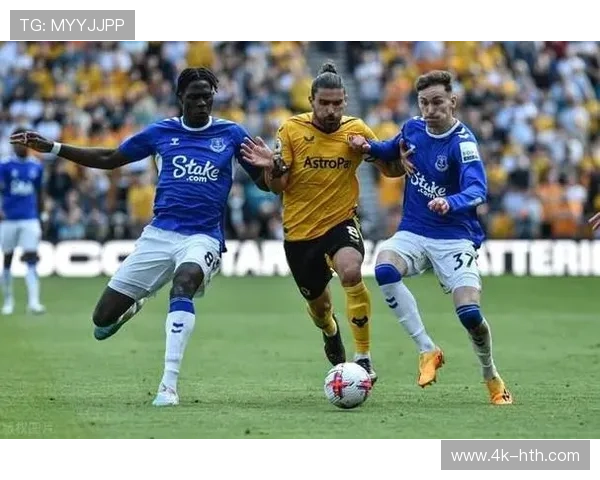 沙特资本入主利雅得新月，鲁本·内维斯加盟助推亚洲足球竞争